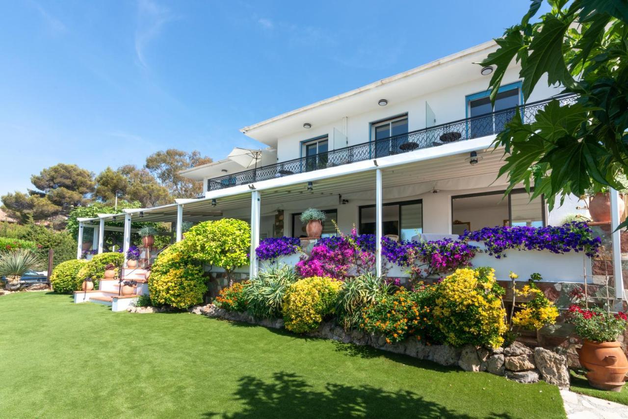 לס איסאמברה Hotel La Quietude מראה חיצוני תמונה