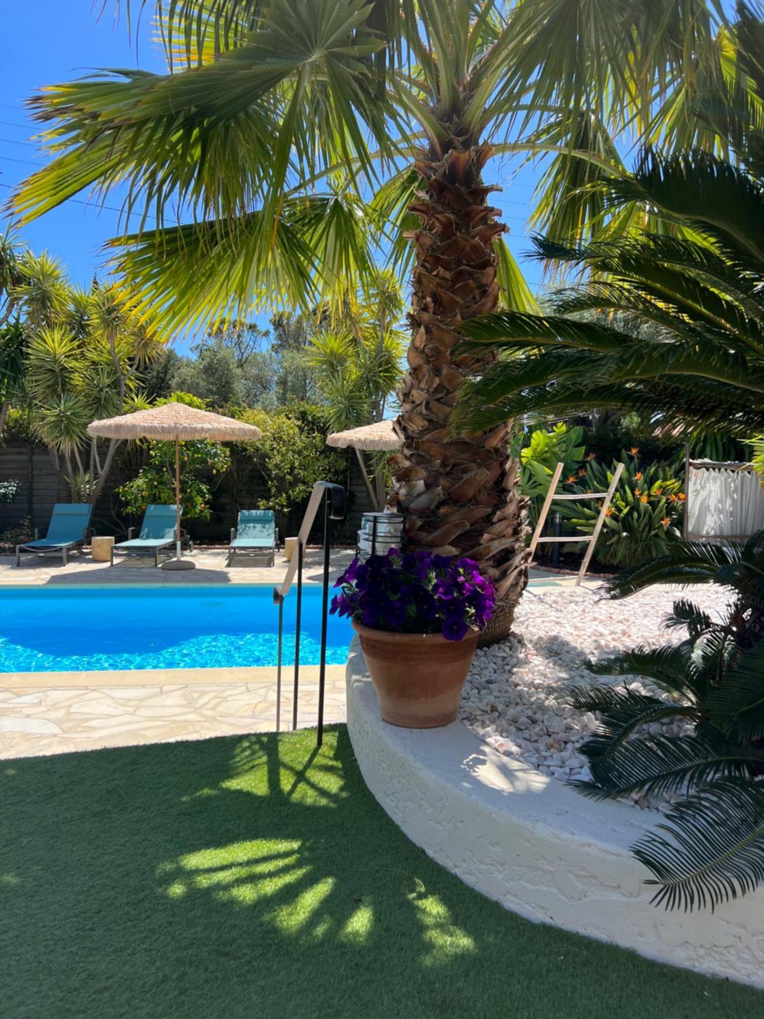 לס איסאמברה Hotel La Quietude מראה חיצוני תמונה