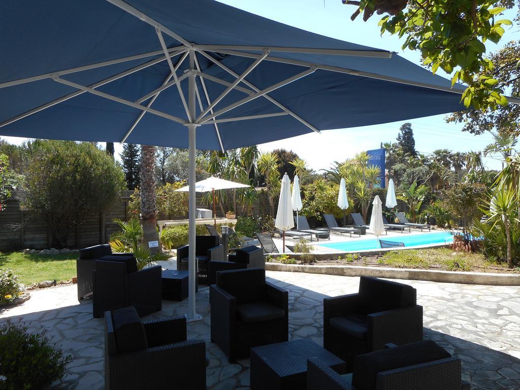 לס איסאמברה Hotel La Quietude מראה חיצוני תמונה