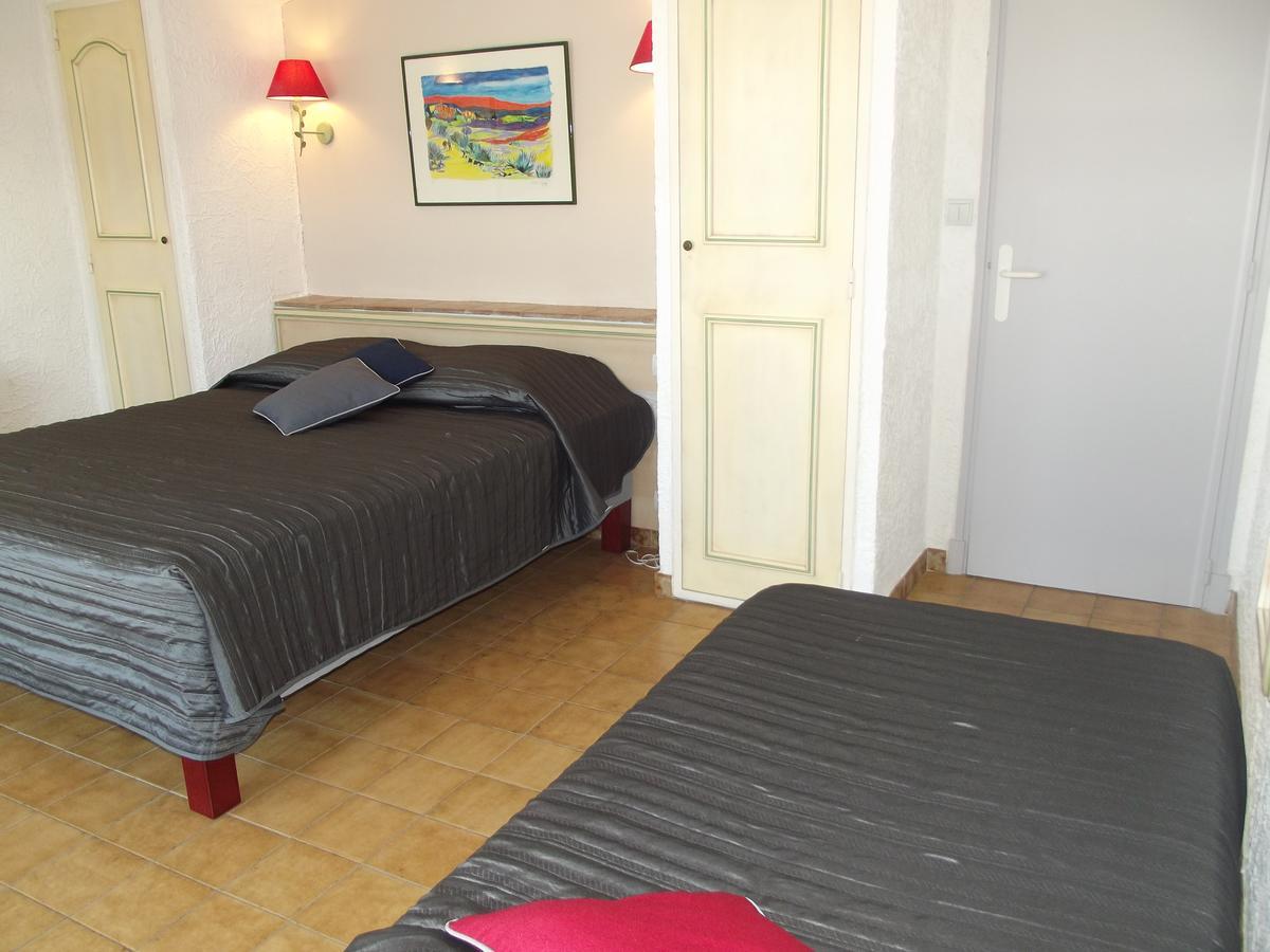 לס איסאמברה Hotel La Quietude מראה חיצוני תמונה