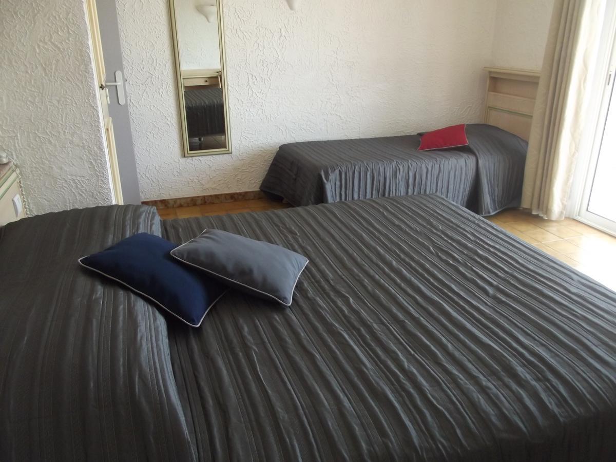 לס איסאמברה Hotel La Quietude מראה חיצוני תמונה